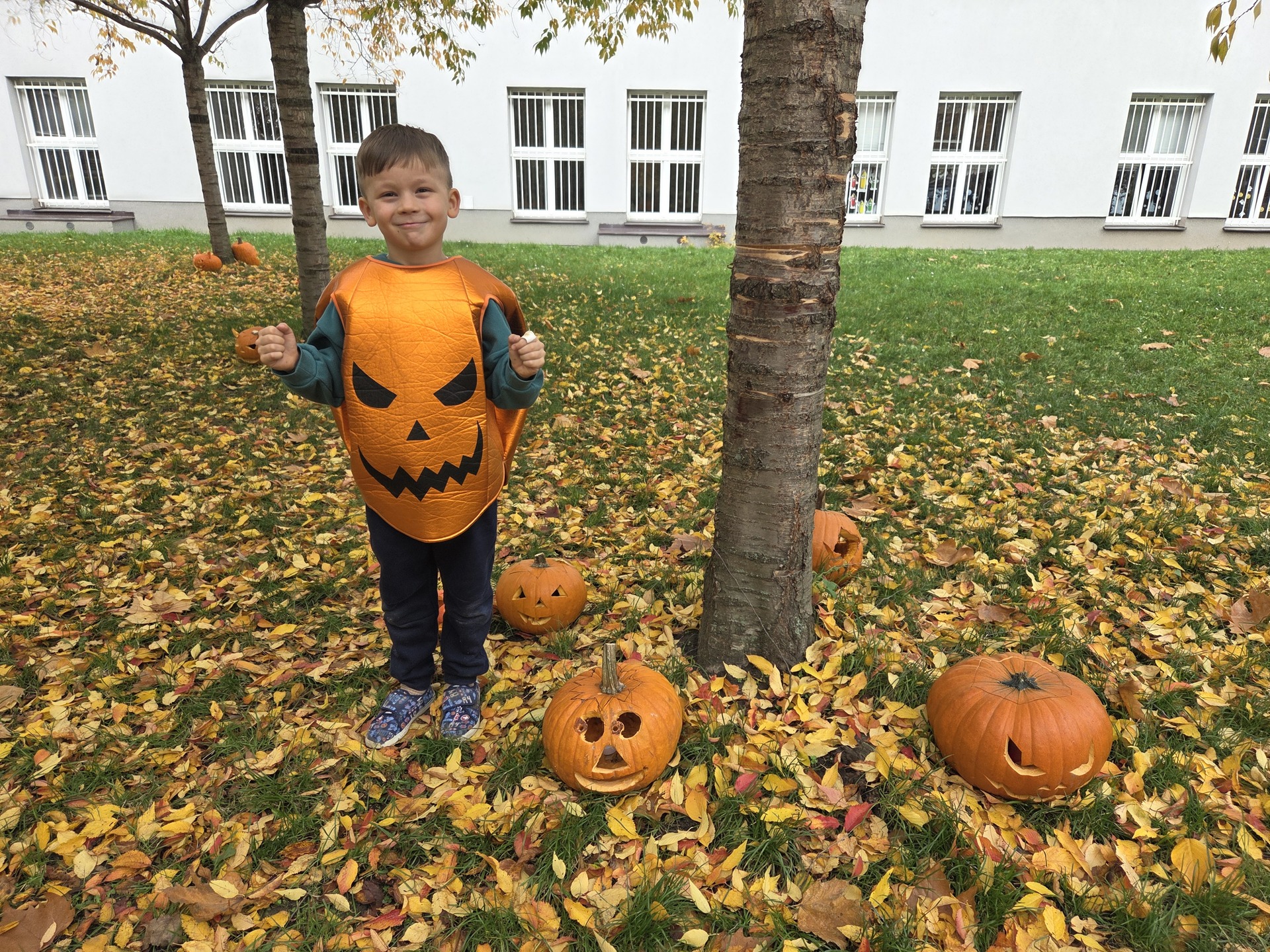 Halloween na Pražačce: Strašidla, dýně a radost v dětských očích!