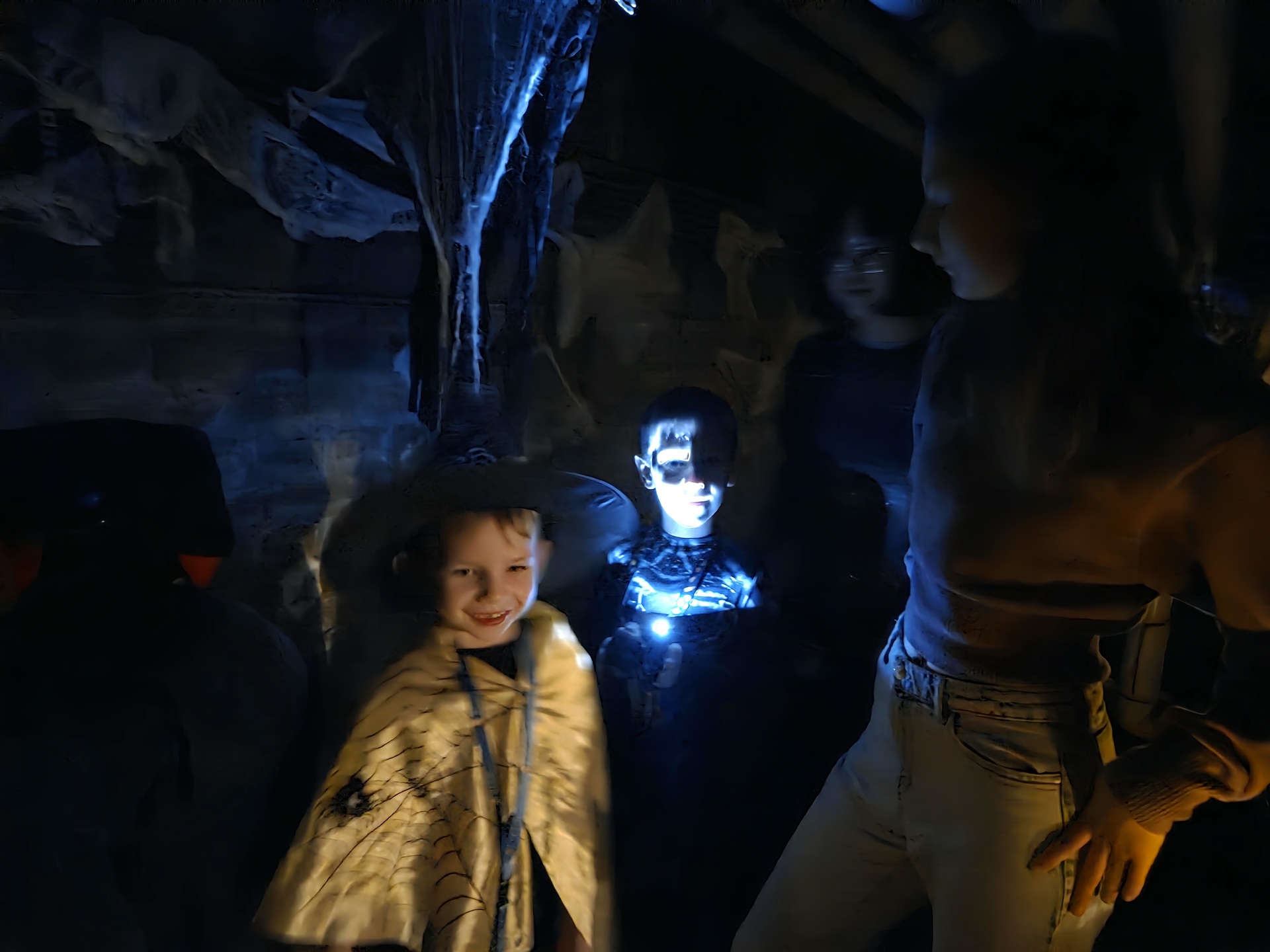 Halloween na Pražačce: Strašidla, dýně a radost v dětských očích!