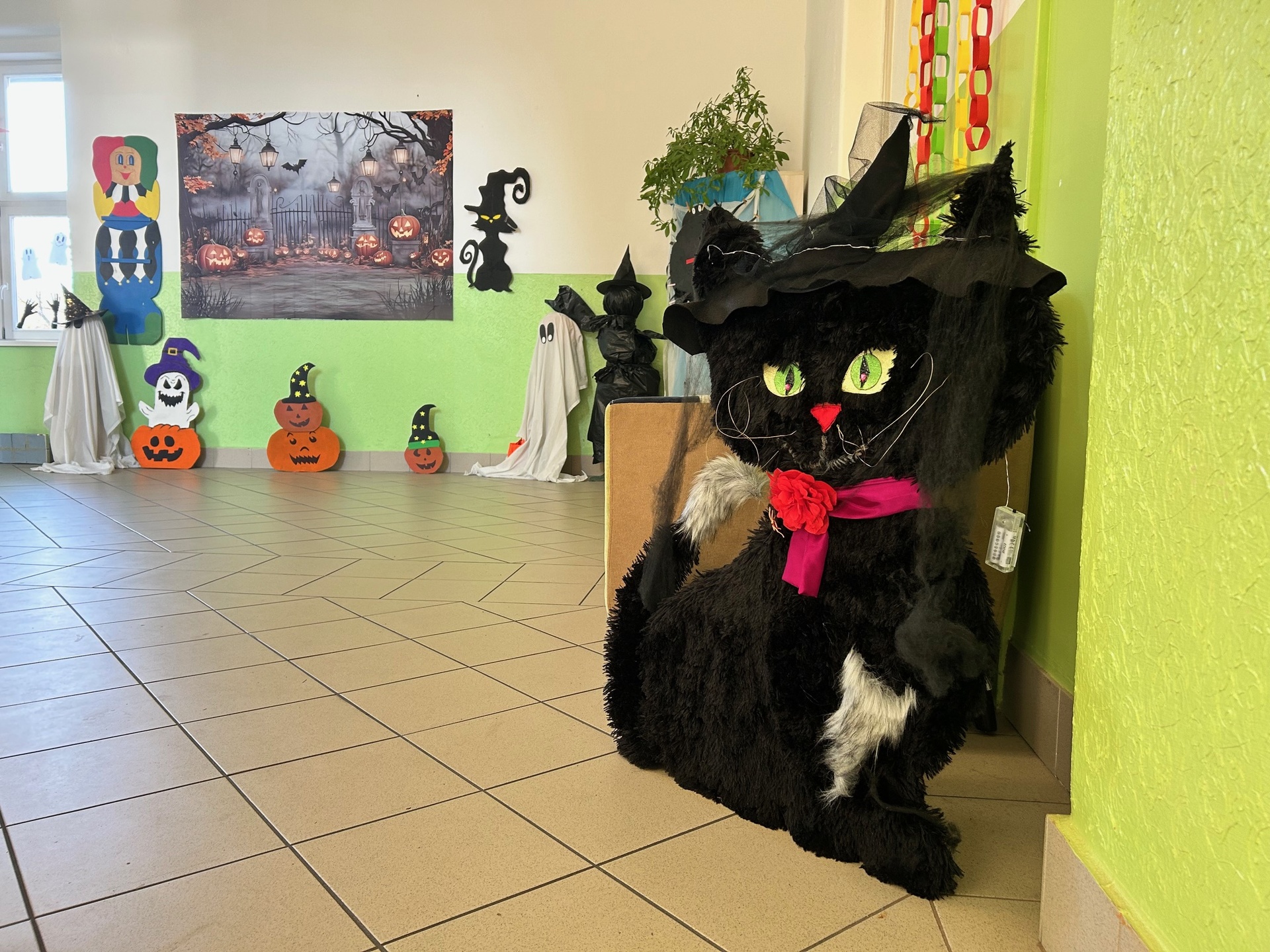 Halloween na Pražačce: Strašidla, dýně a radost v dětských očích!