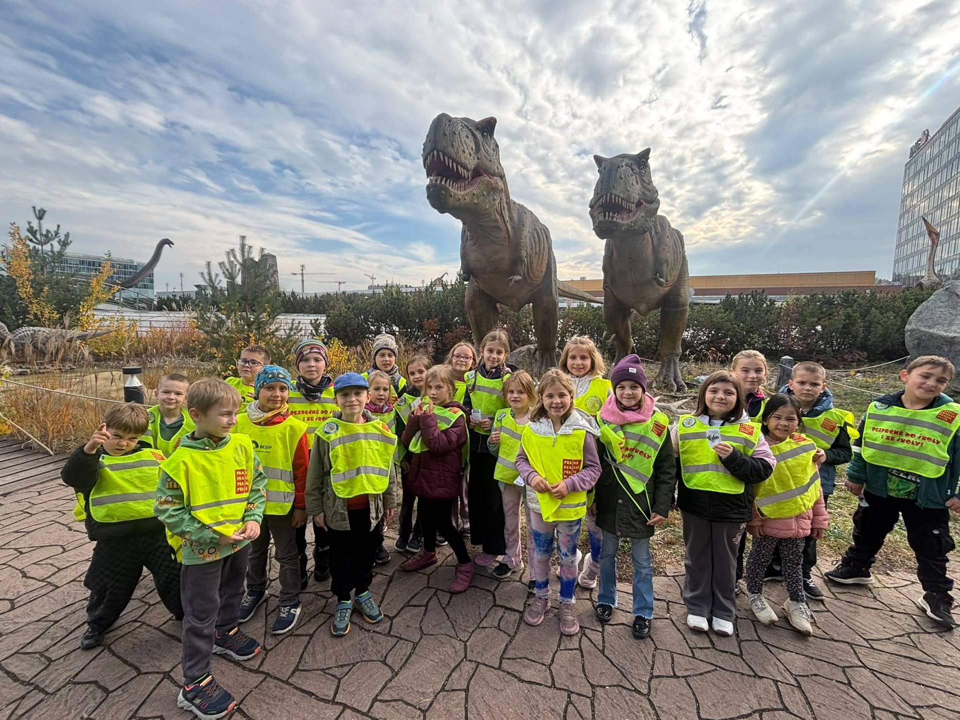 Ve světě dinosaurů