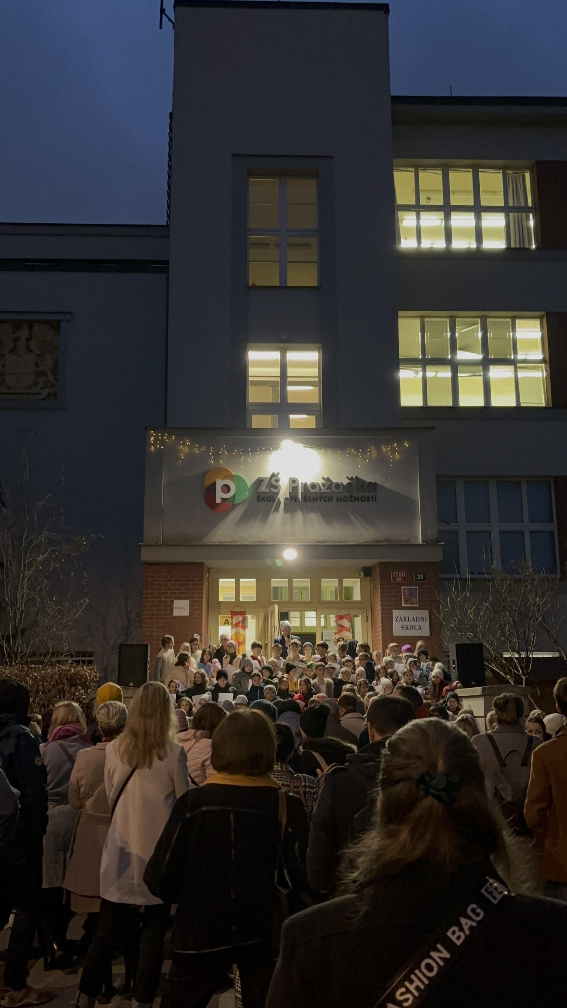 Veselé Vánoce na Pražačce!